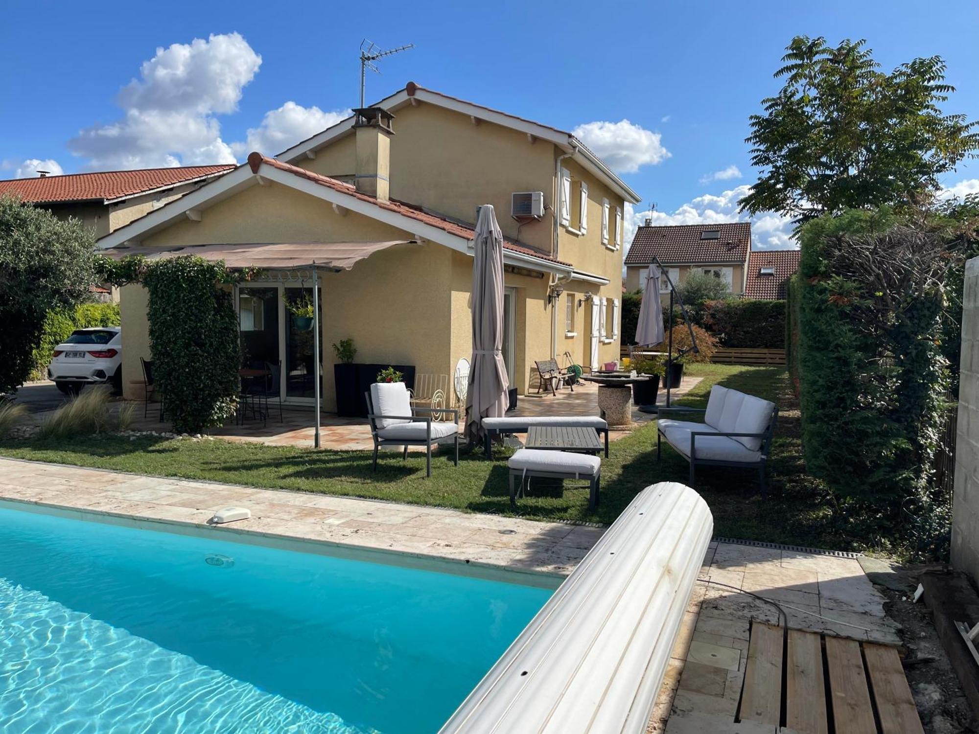 Villa Individuelle - Chassieu Exterior foto